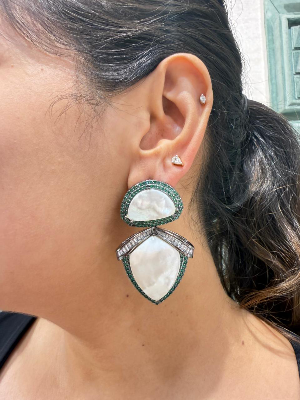 ETTA MOTHER OF PEARL EARRING