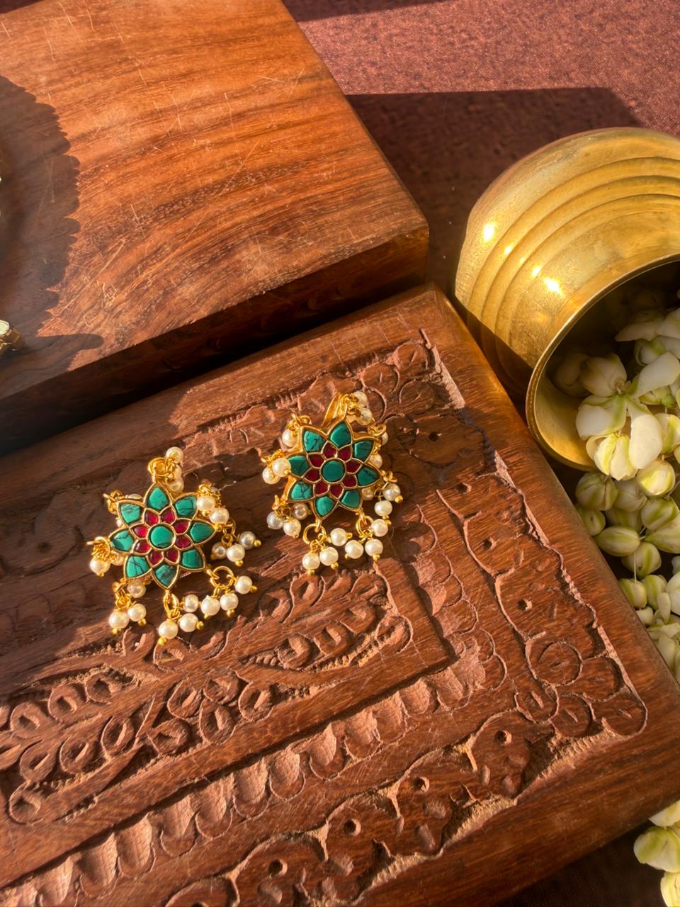 MOHINI KEMPU EARCUFF