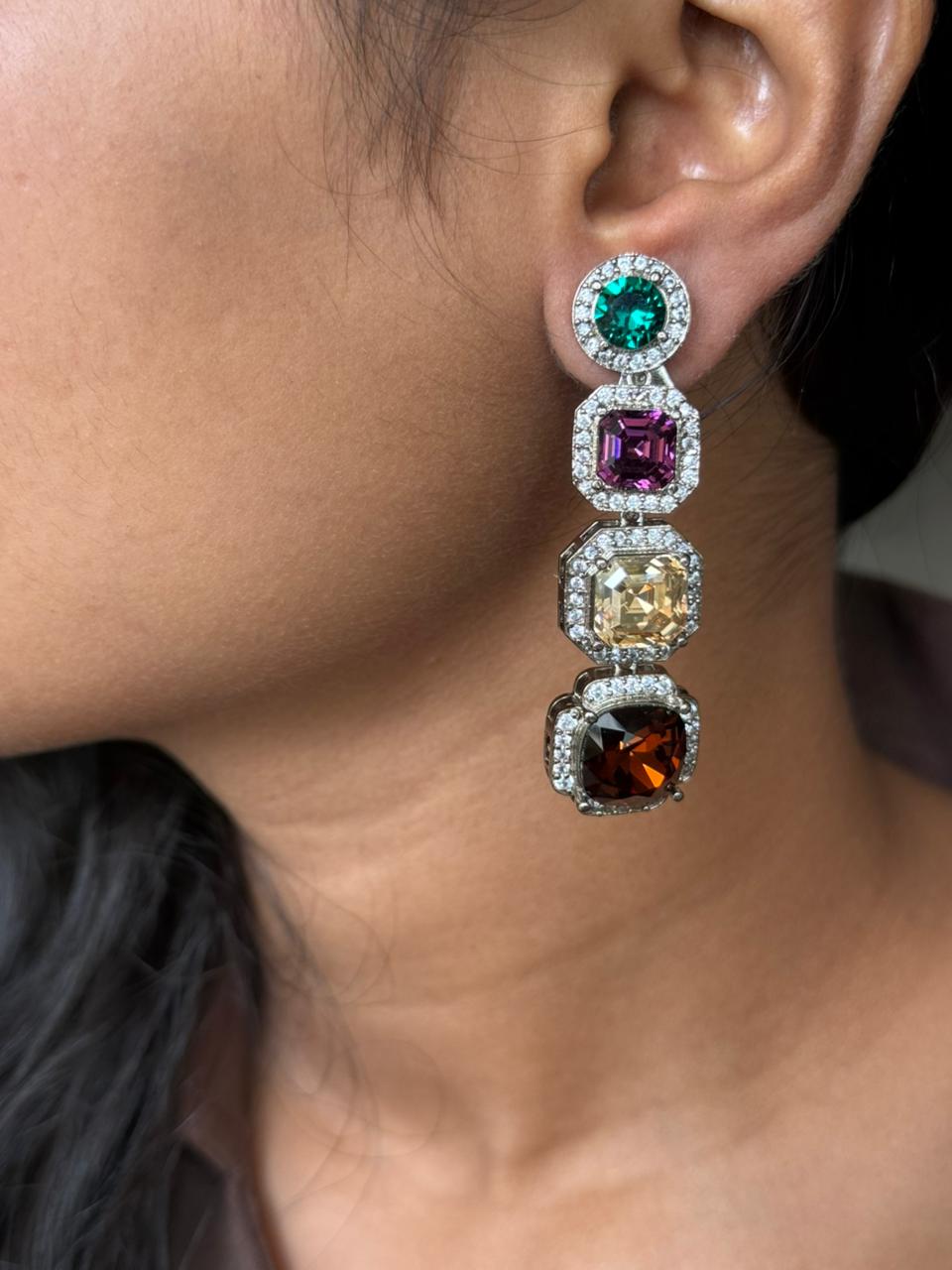 ARAVI SWAROVSKI EARRING