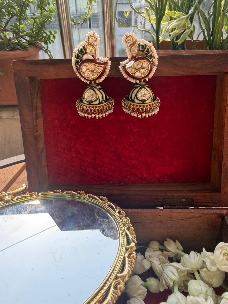 SAVINA KEMPU JHUMKA