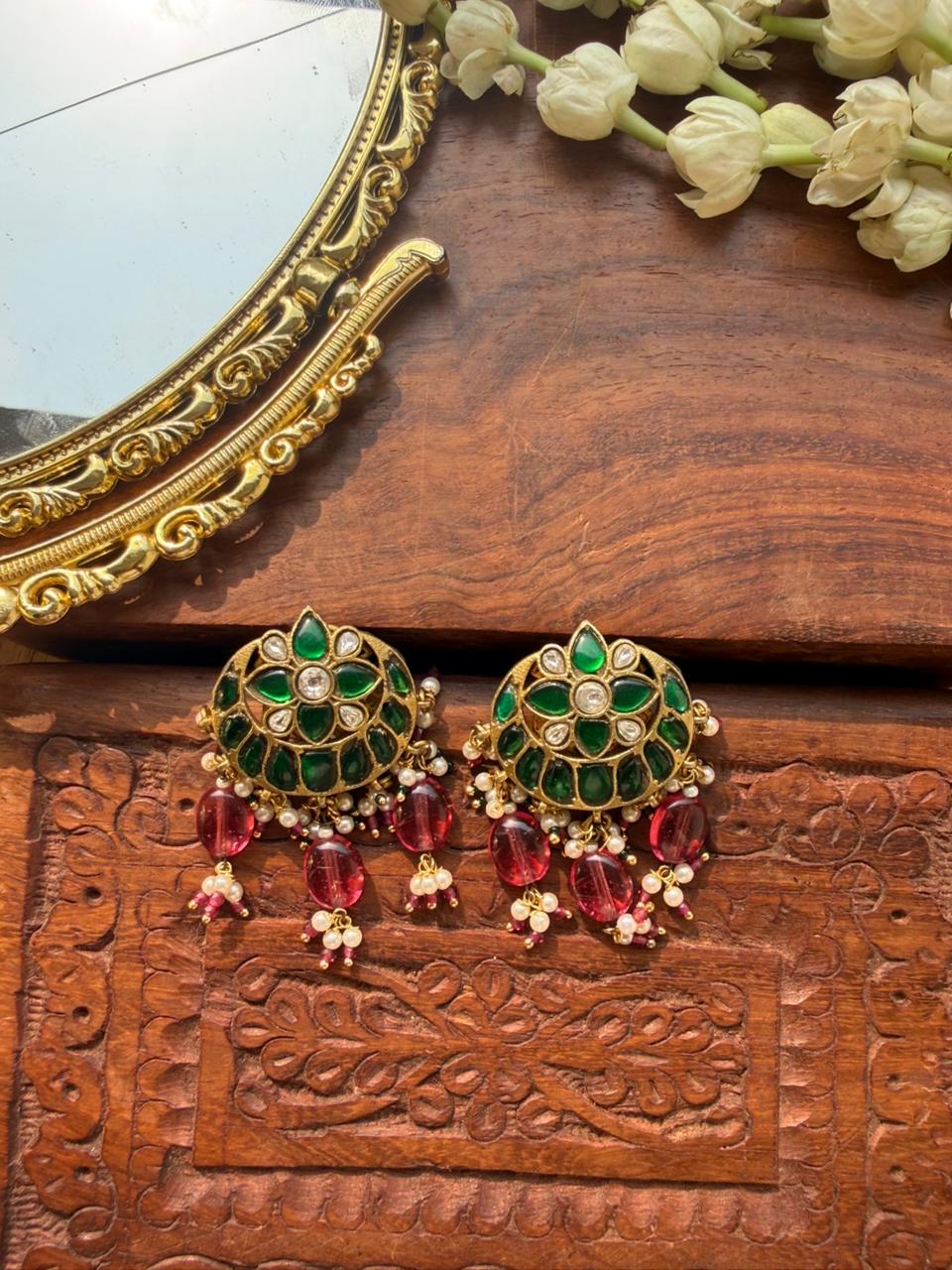 FARIHA KEMPU STUD