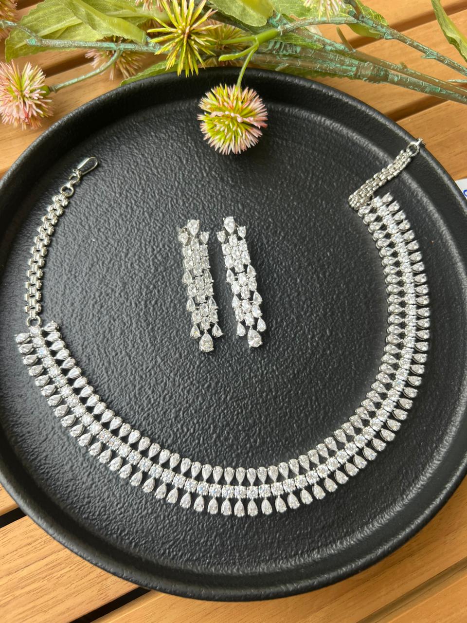 EDDA DIAMOND SET