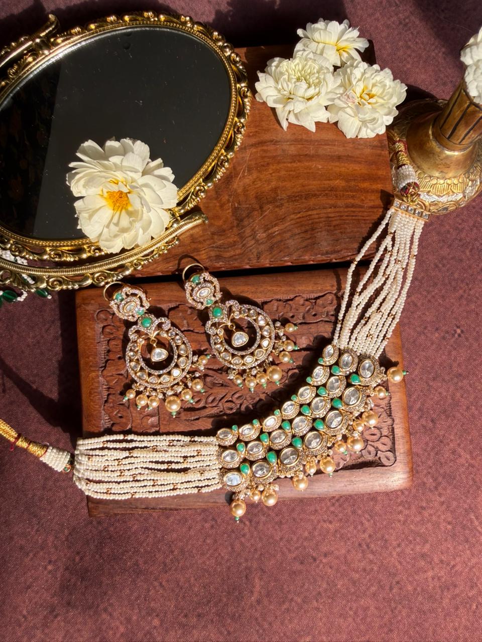 ARINI MINT GREEN NECKLACE SET