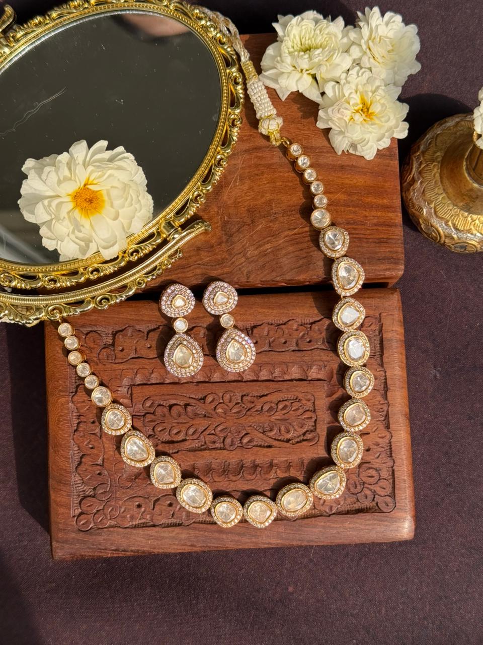 KAVERI NECKLACE SET