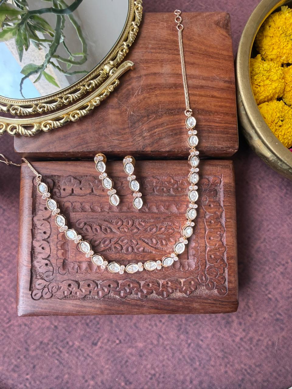 SARA ROSEGOLD NECKLACE SET