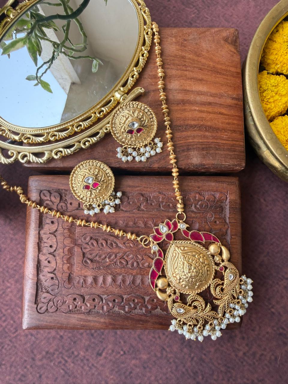 KYLA TEMPLE NECKLACE SET