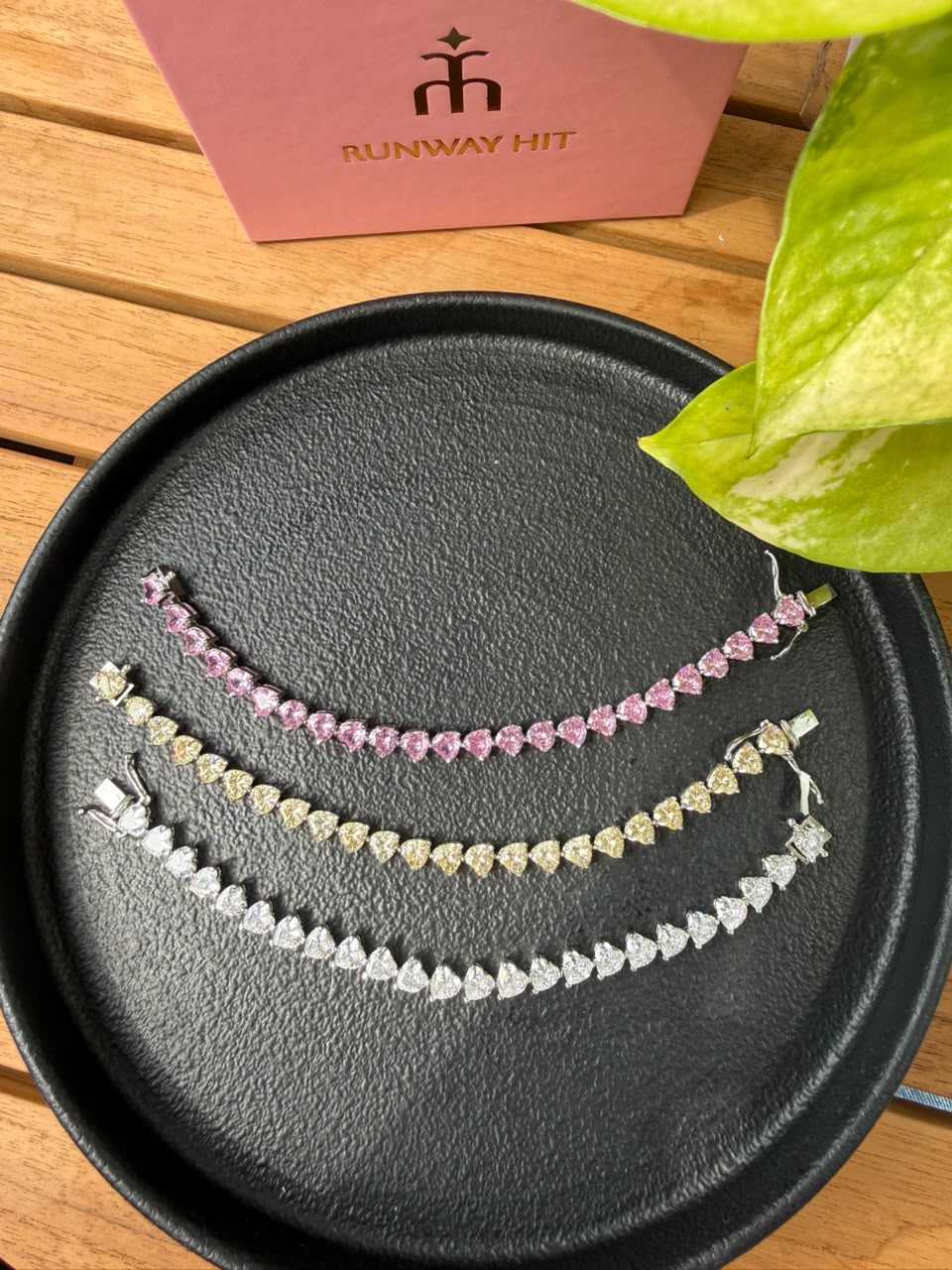 ARYA HEART DIAMOND TENNIS BRACELET
