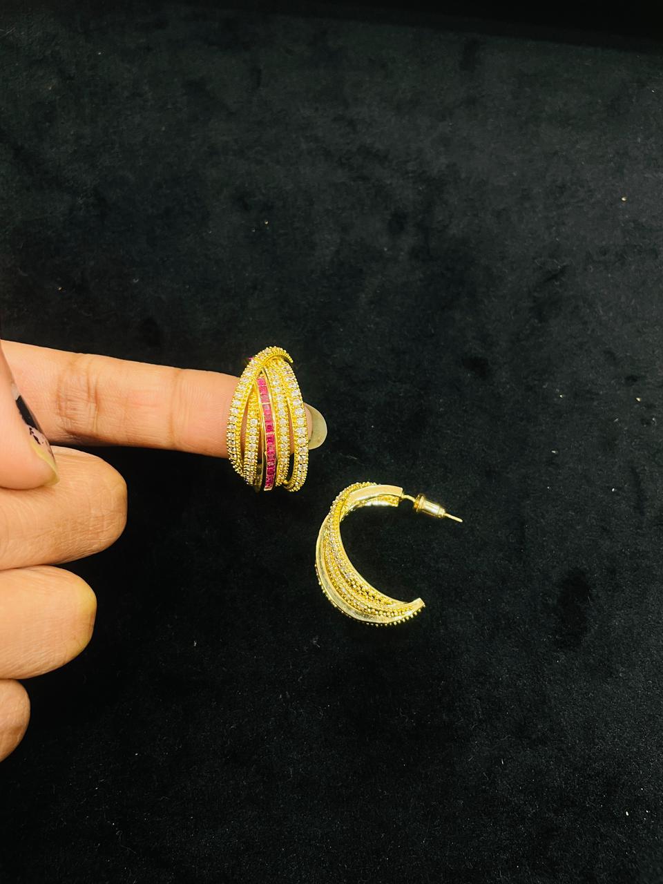 RADDY 92.5 SILVER HOOPS