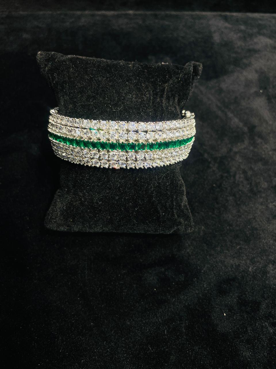 ZAVERI DIAMOND BANGLE