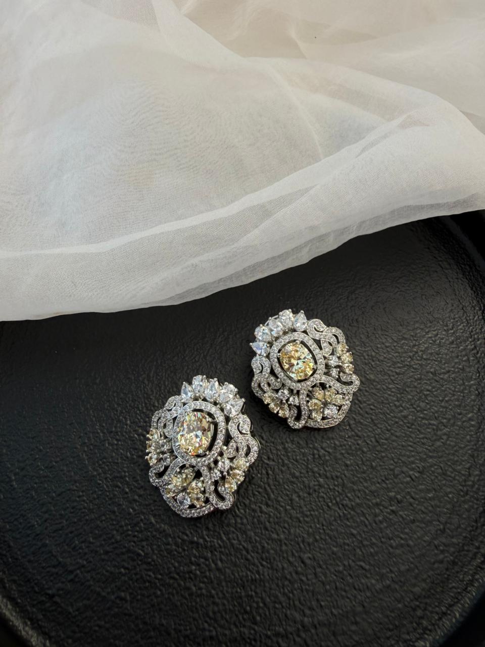 GRETA BIG CITRINE STUD