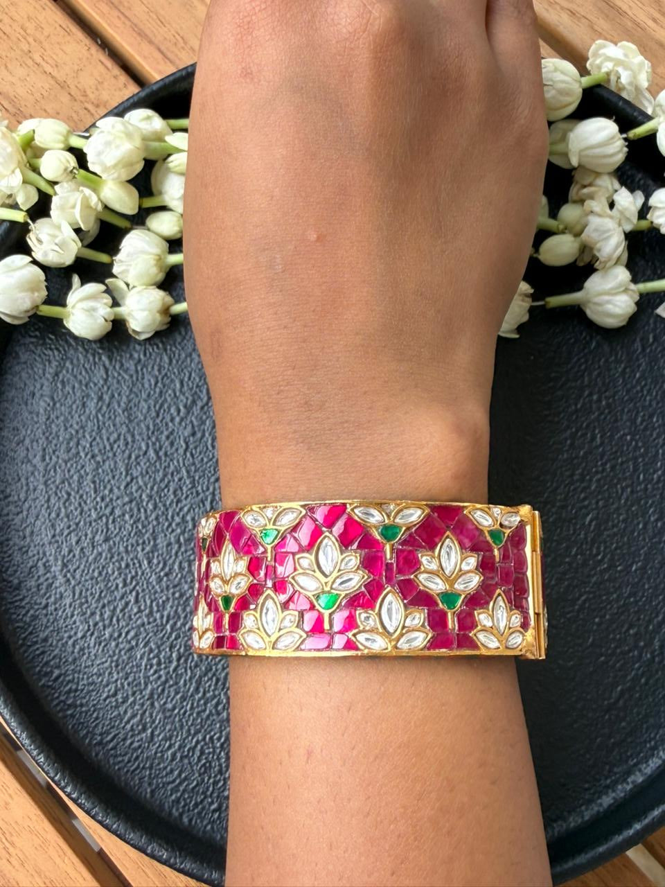 UMA MEENAKARI BANGLE