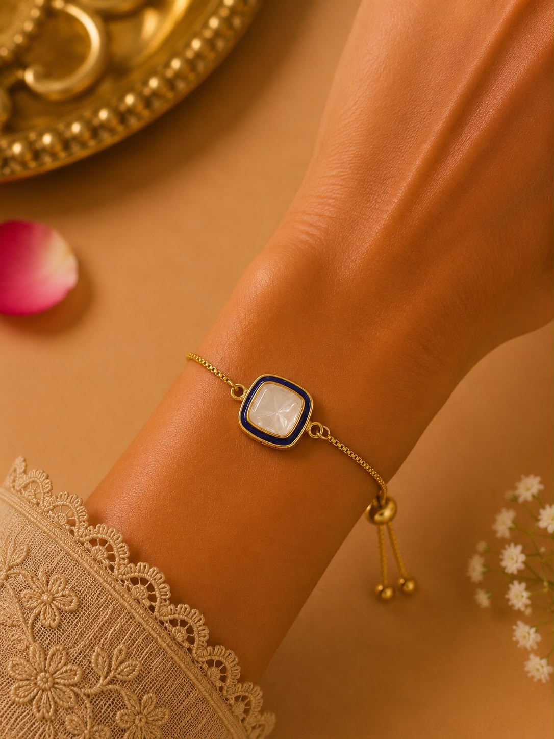 HANSHIKA POLKI BRACELET
