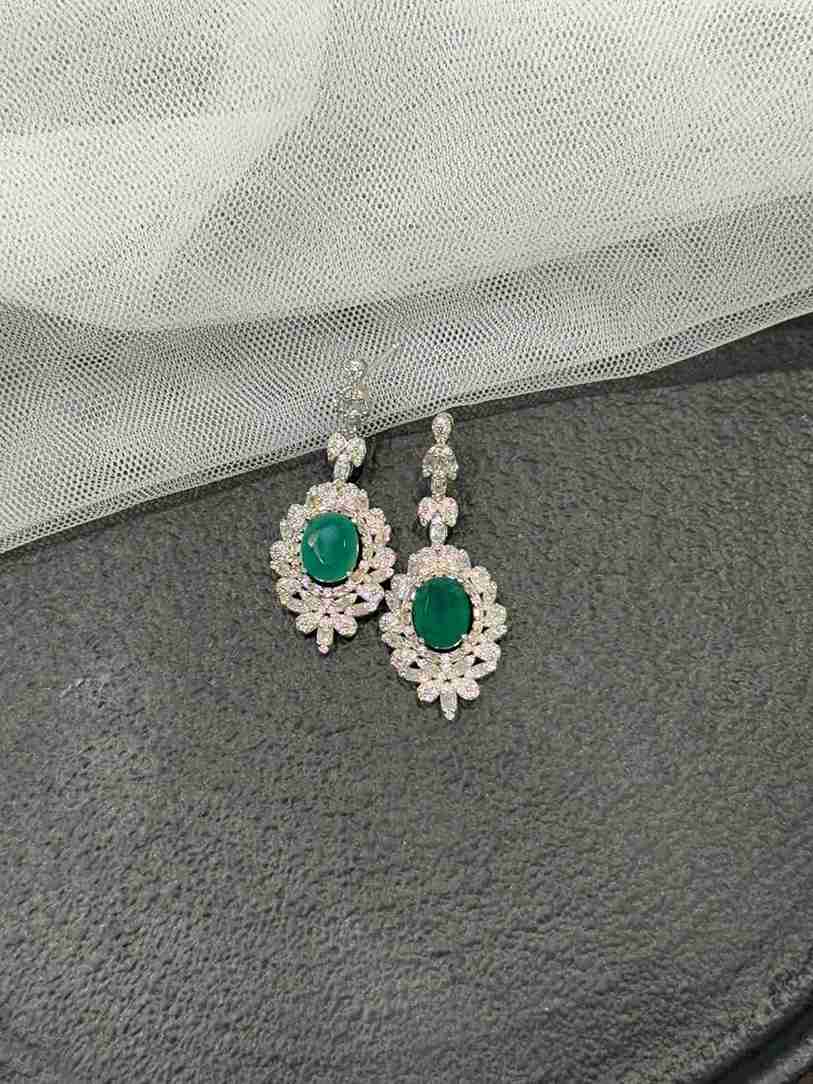 DIAMOND EMERALD EARRING image 0