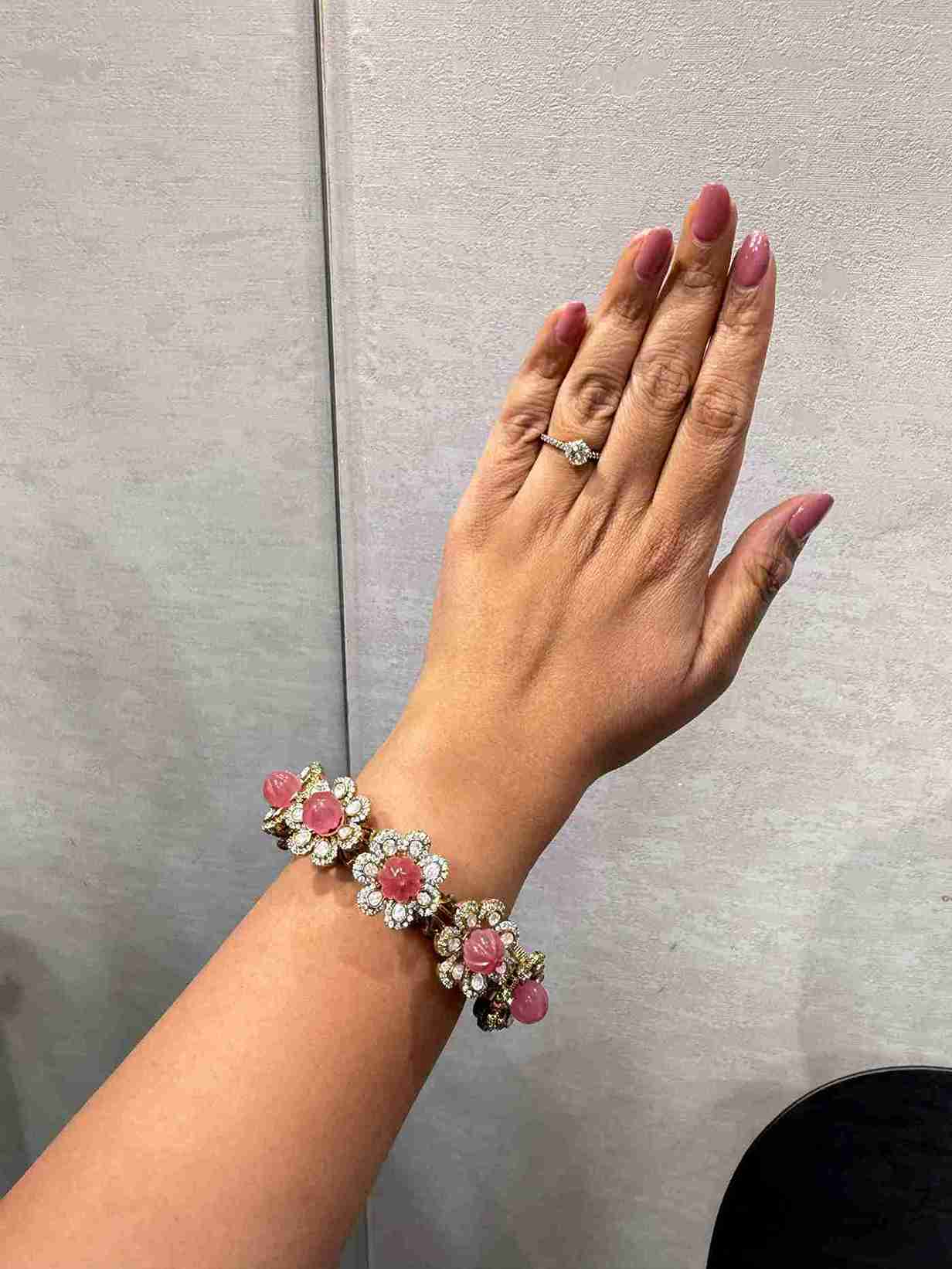 FLORAL PINK POLKI BANGLE image 0