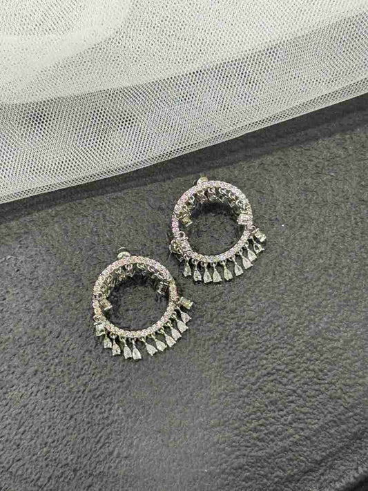 PURE SILVER ROUND EARRING image 0