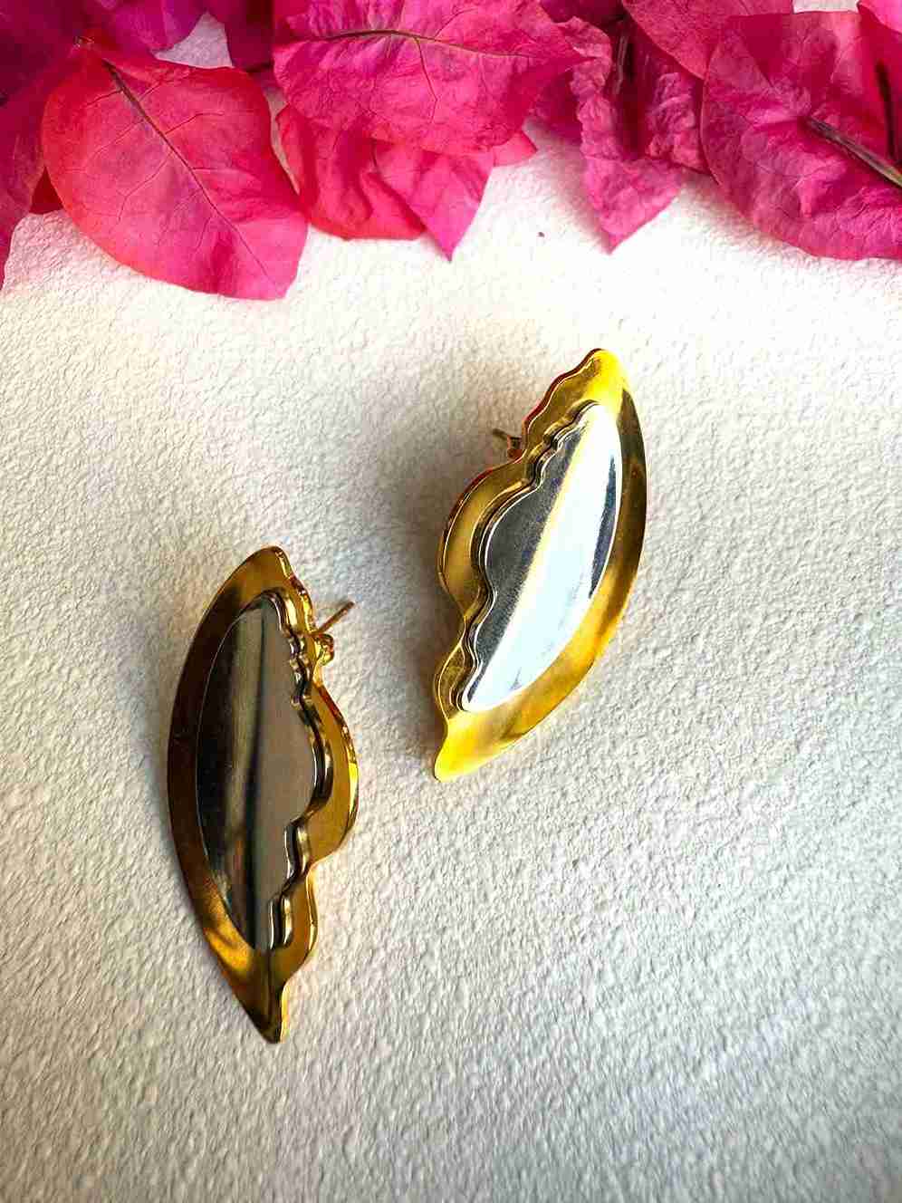 HATTIE FEATHER STUD image 0