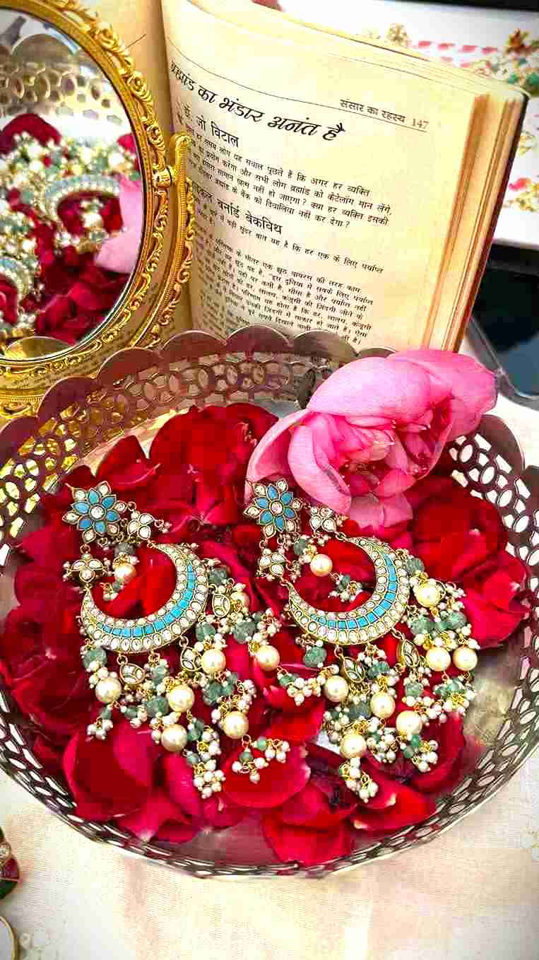 Shama blue earring image 0