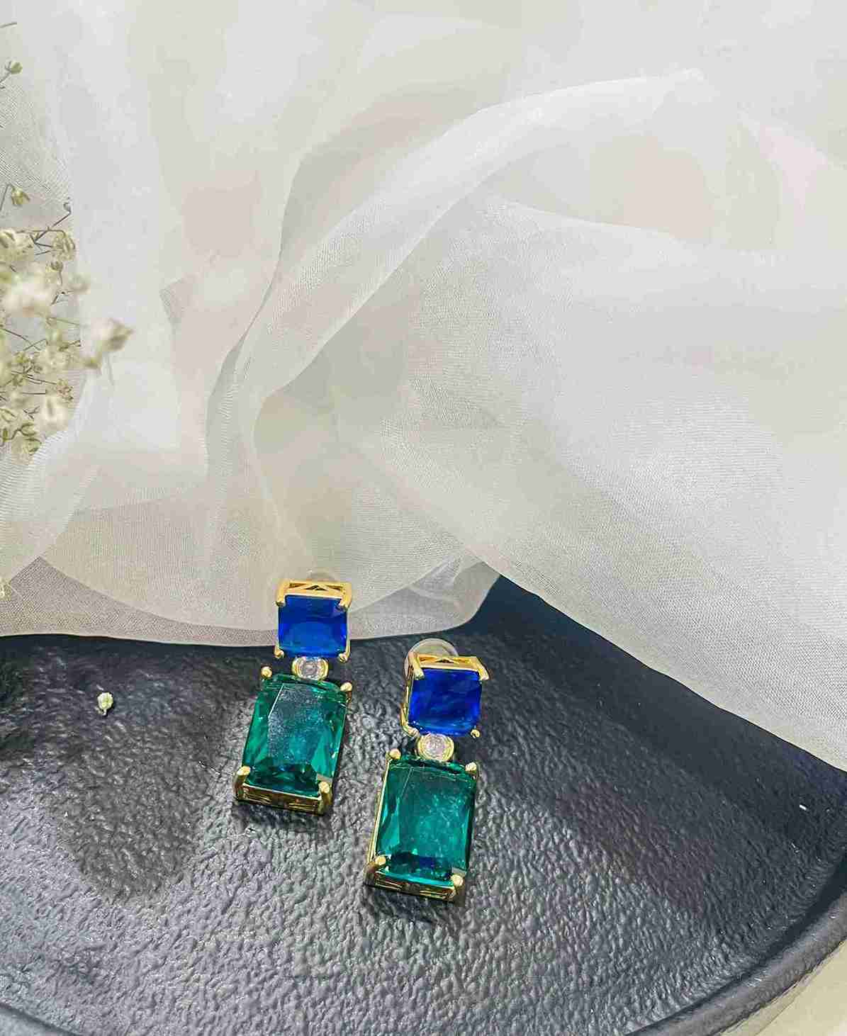 NATASHA 92.5 SILVER EARRING image 0