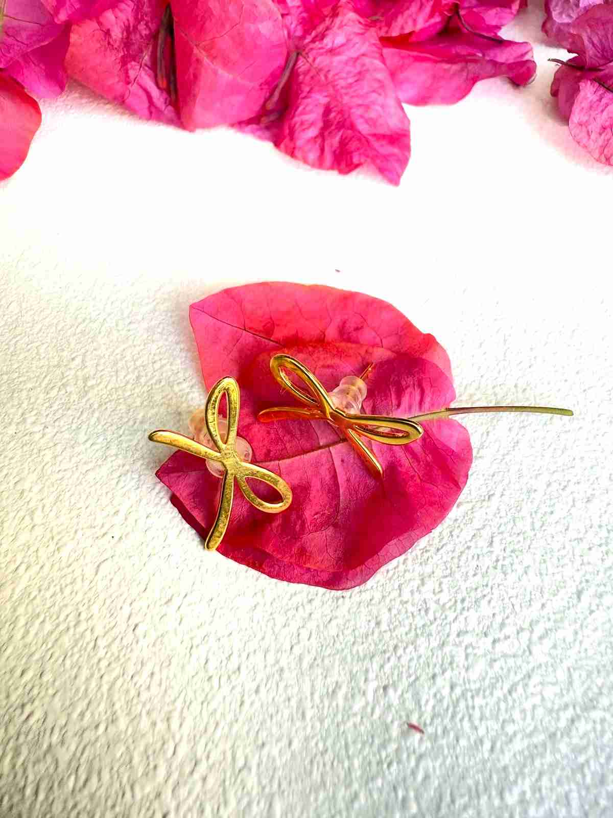 LITTLE BOW STUD image 0