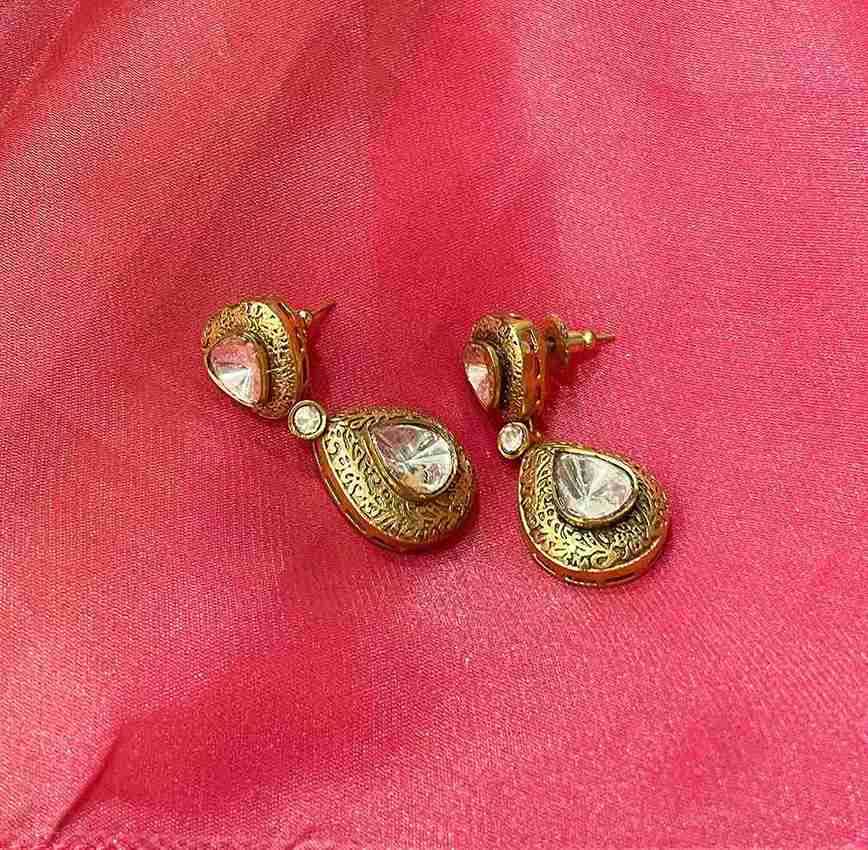 PRAGYA POLKI EARRING image 0