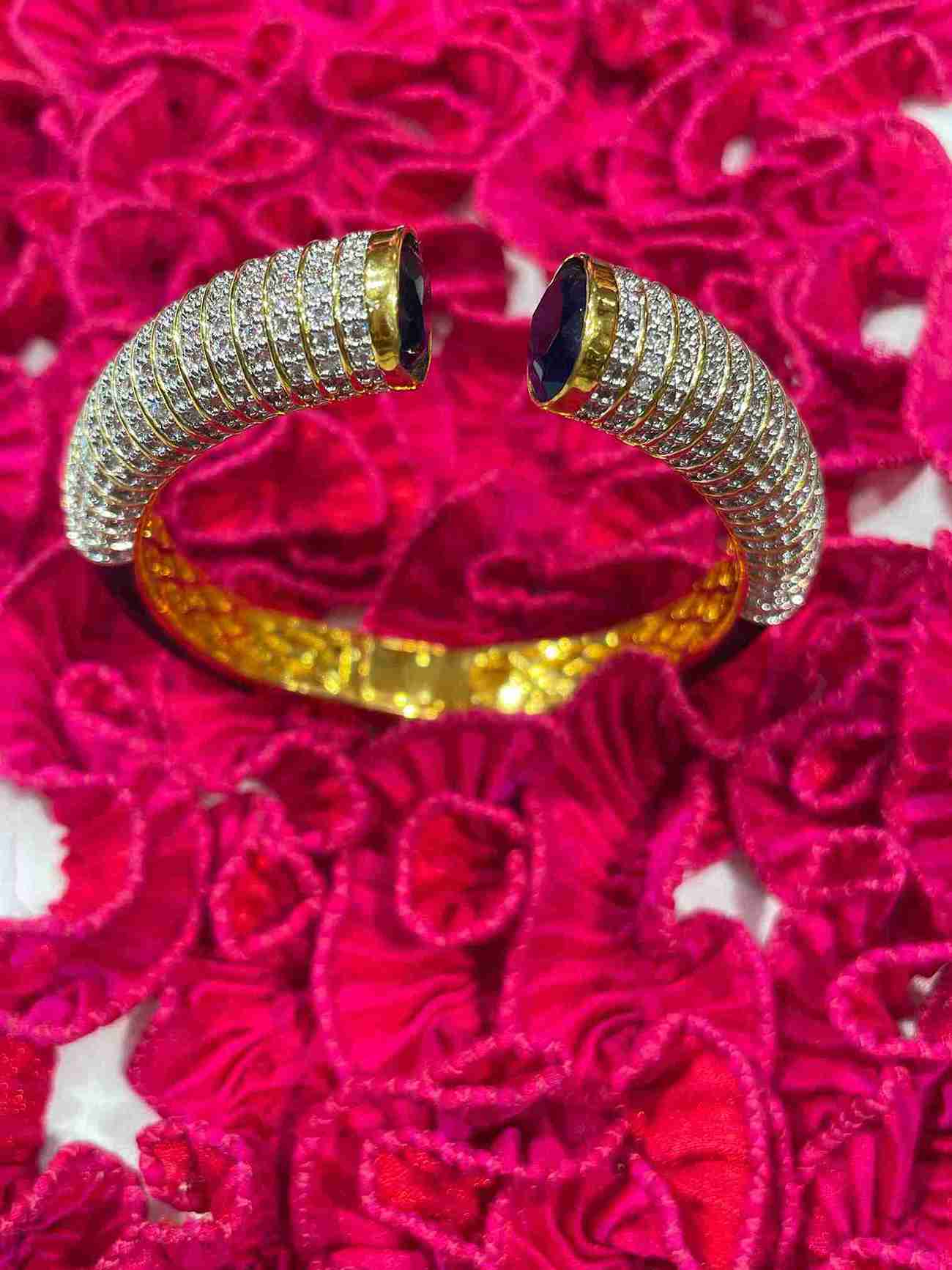 ANNIE BLACK DIAMONDIES KADA BRACELET image 0