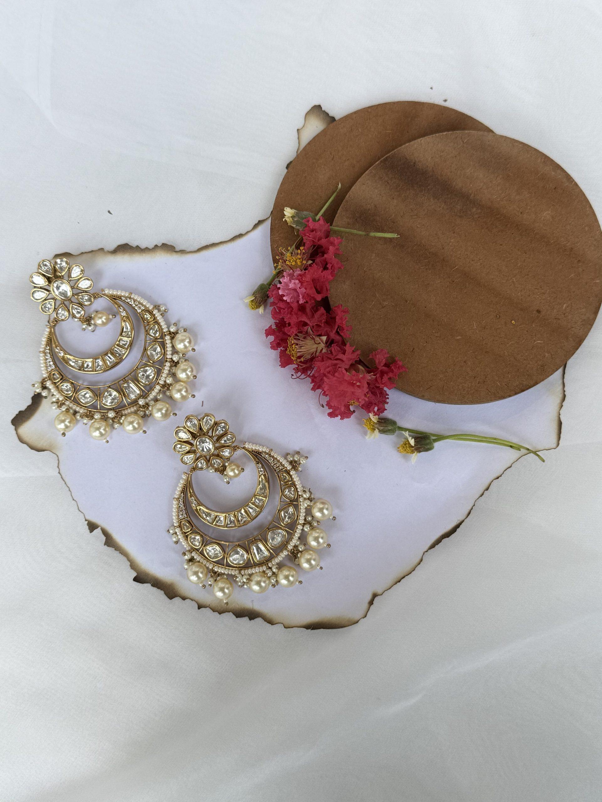 Taashi Earrings image 0