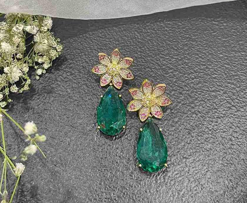 FLOWER WITH EMERALD DROP image 0