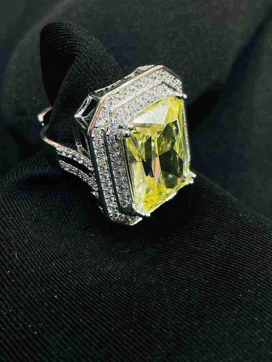 KACEY RING image 0