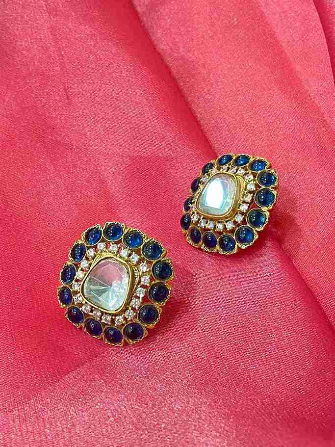 RATNA BLUE POLKI STUD image 0