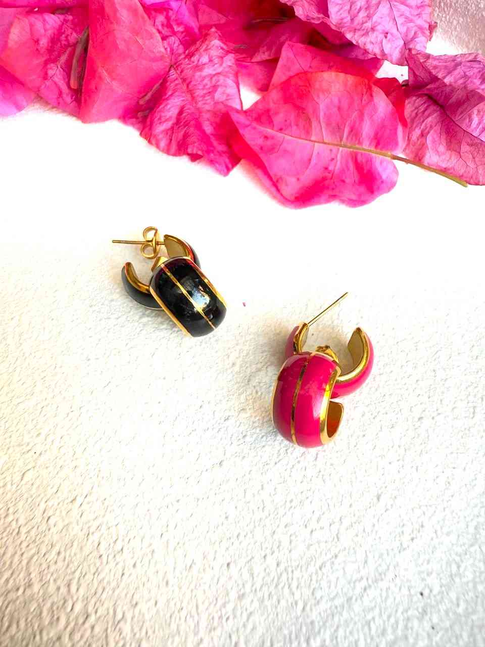 MINI BAUBLE STUD (black/pink/white) image 0