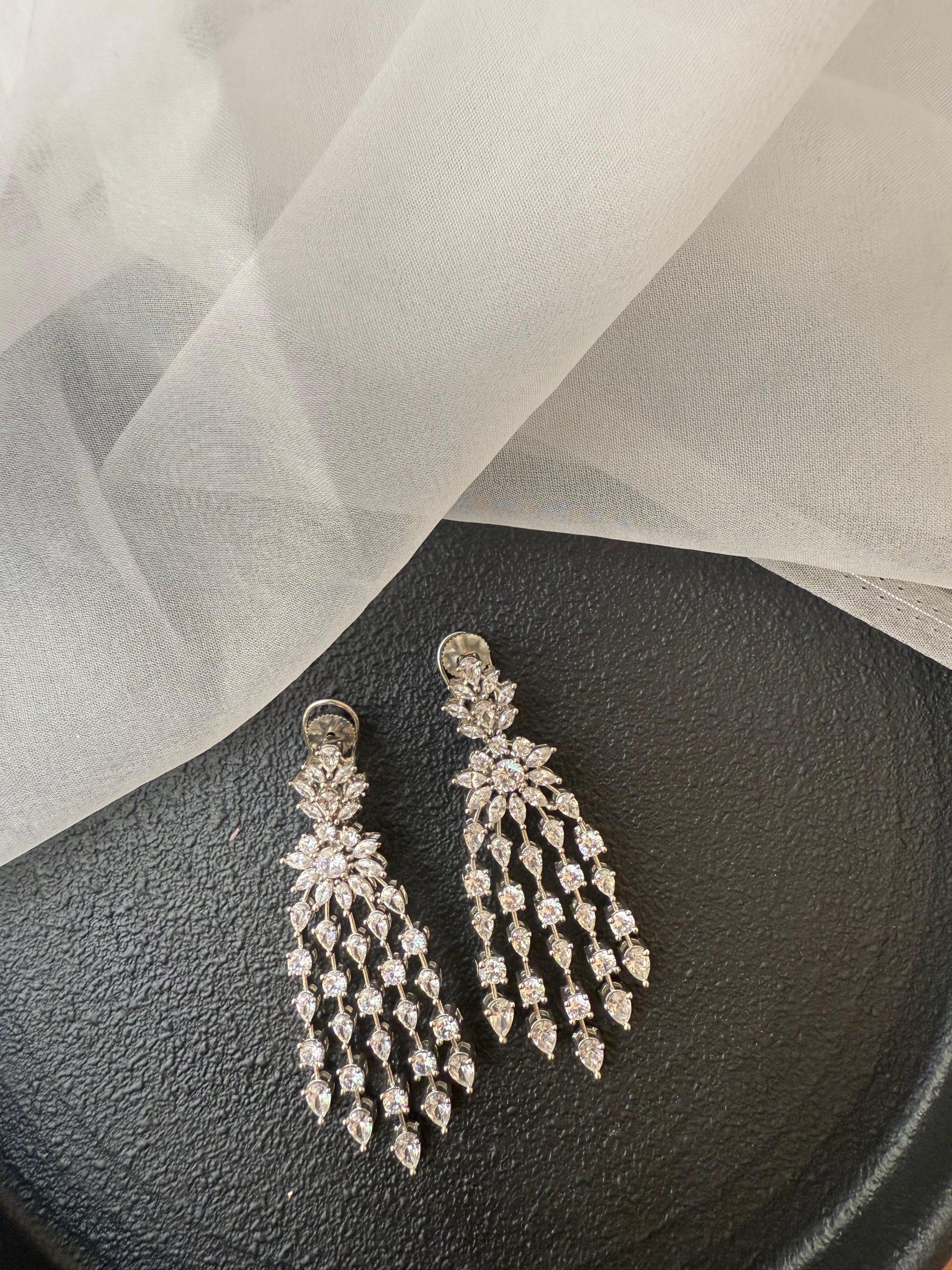 Gita Diamond Earring image 0