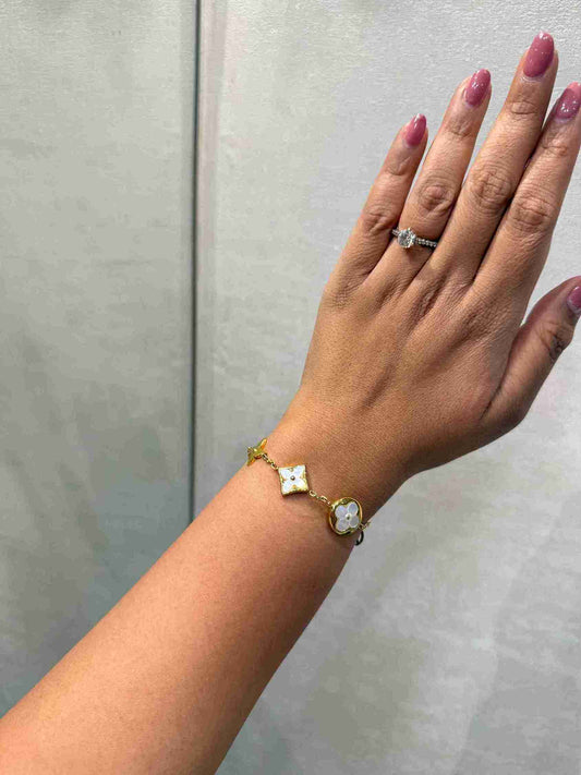LV TENNIS BRACELET image 0
