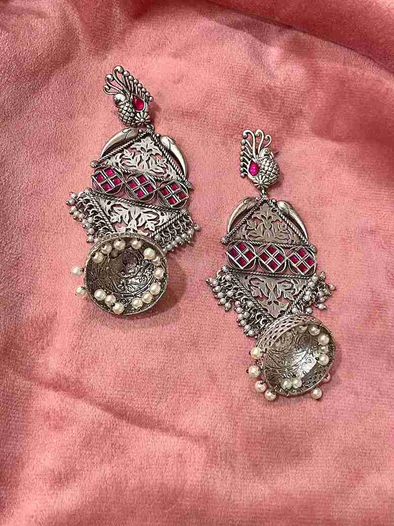 JHANVI SILVER LONG JHUMKA image 0