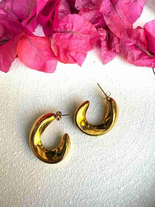 ELSIE GOLD STUD image 0