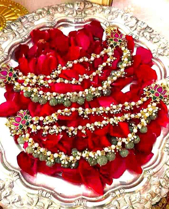 KAMAL PUMPKIN BEADS EAR CHAIN image 0