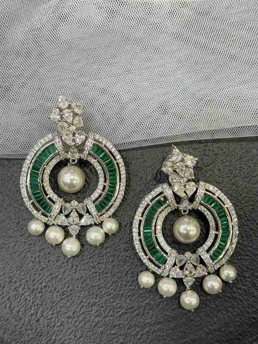 ROUND GREEN DIAMOND CHANDILIER image 0