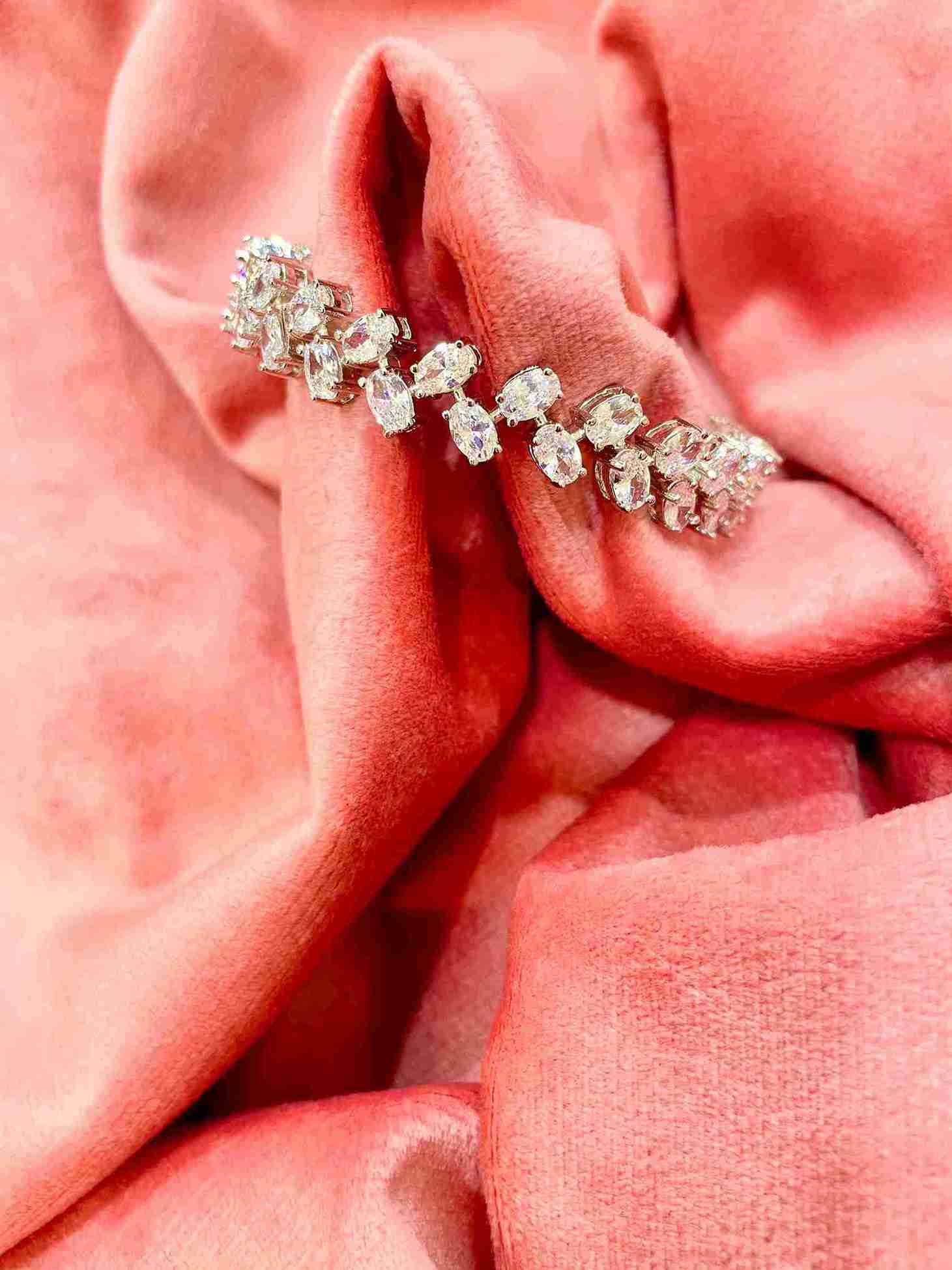 1 RIYA STONE BANGLE image 0