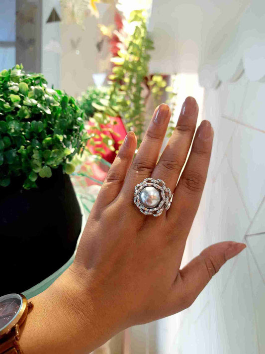 Pearl Scallop Ring image 0