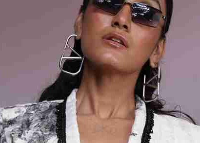 VALENTINO SILVER BIG HOOPS image 1