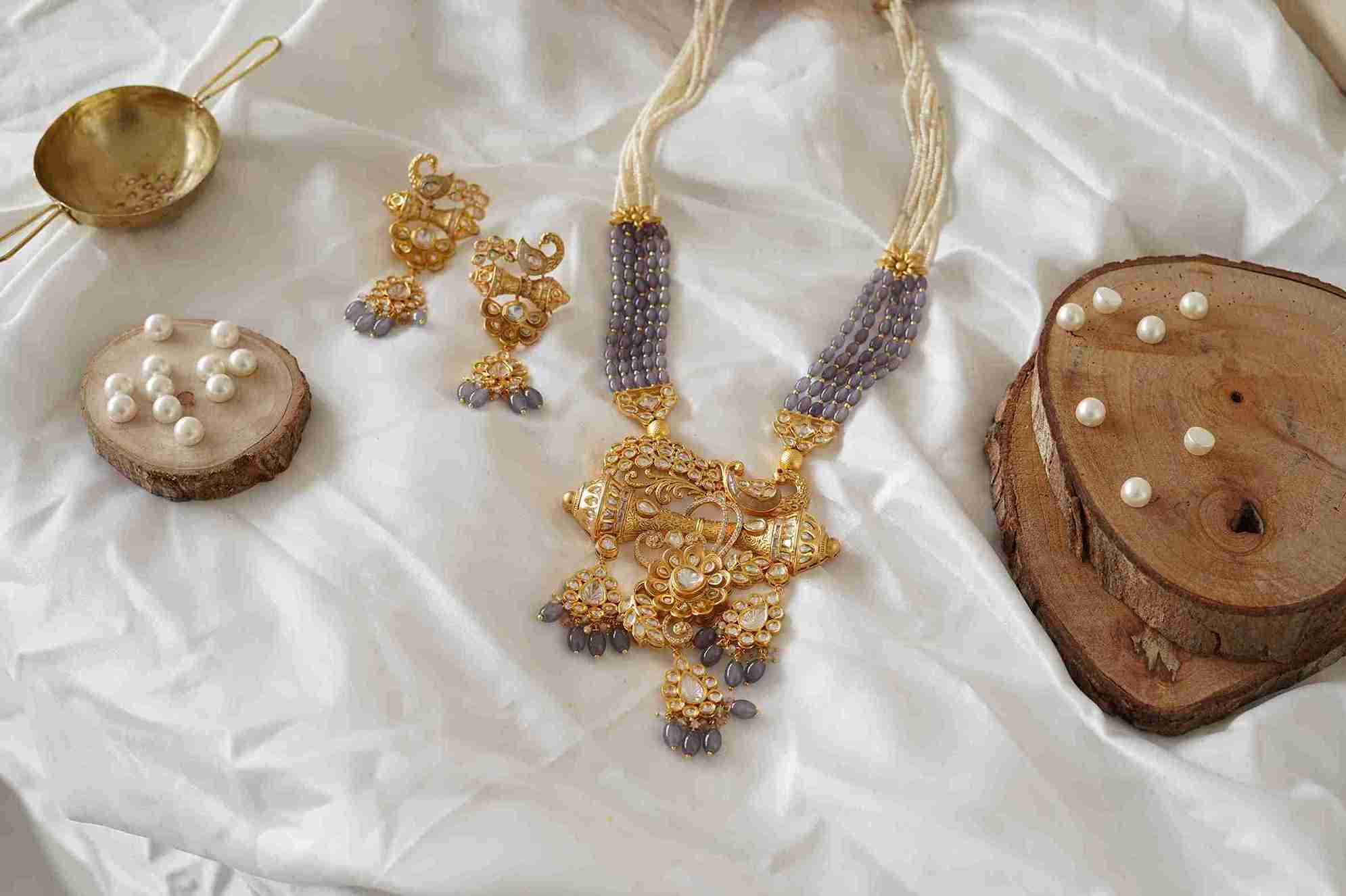 MRIDHU LILAC NECKLACE image 0