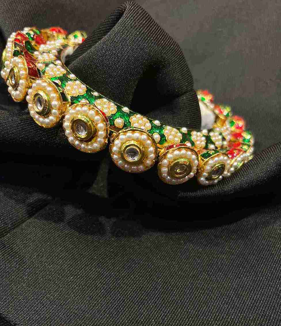 HEENA BRIDAL KADA image 0