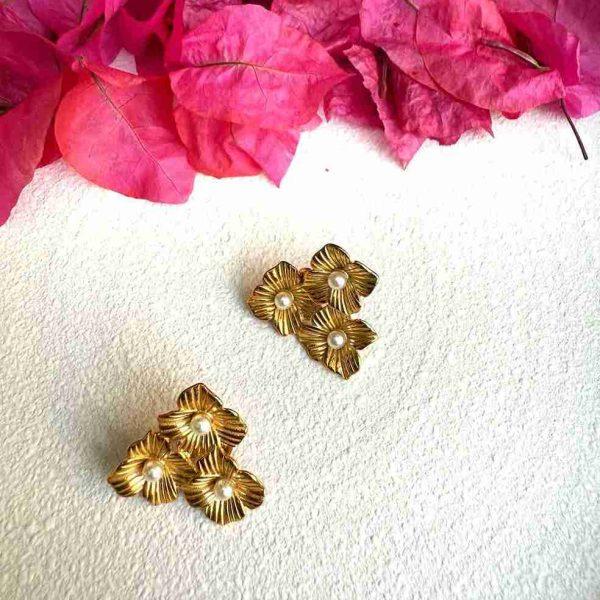FLOWRAL PEARL STUD