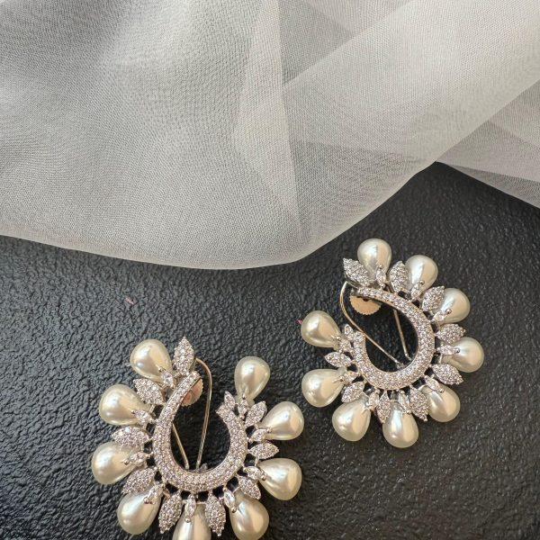 Bella Diamond Earring