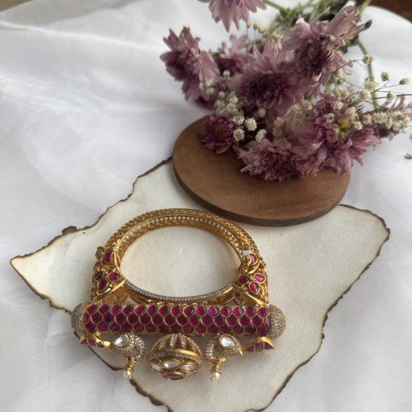 Friends Polki Bangle