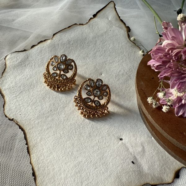 Five Petal White Polki Earrings