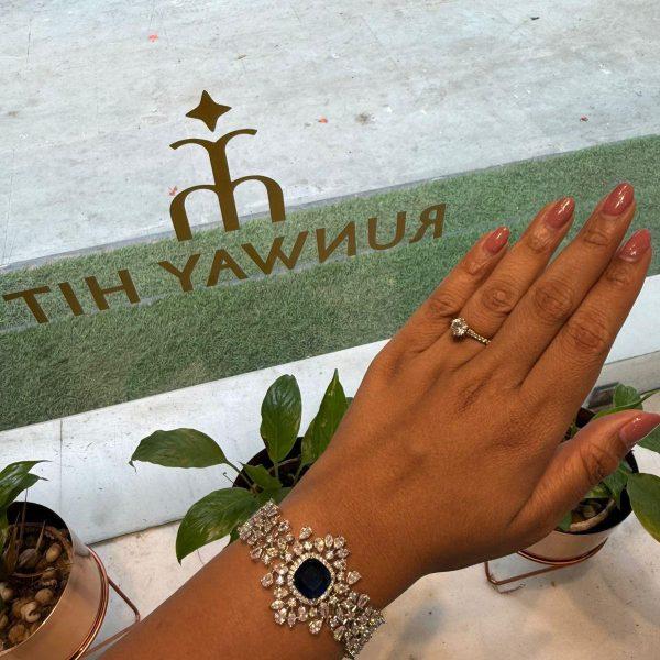 Namira Diamond Bangle