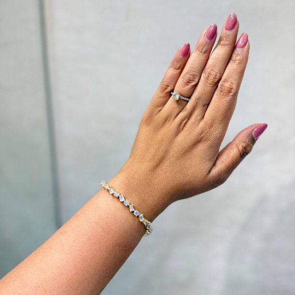 Janhavi Diamond Bangle