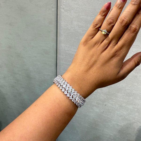 Pavika Diamond Bangle