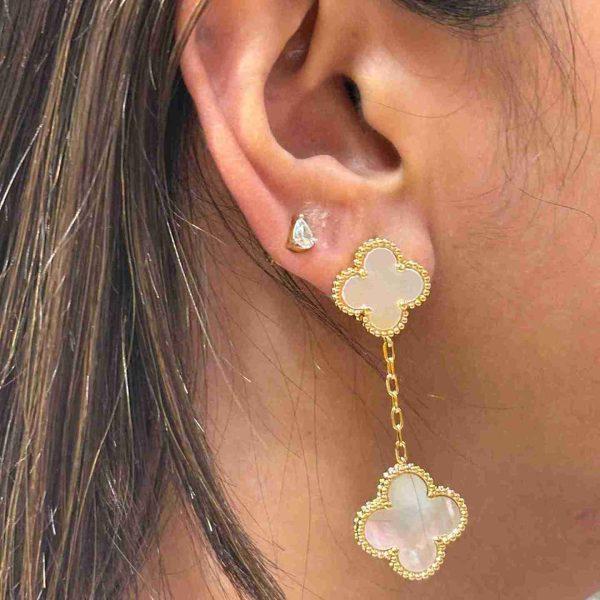 VANCLEEF WHITE HANGING EARRING