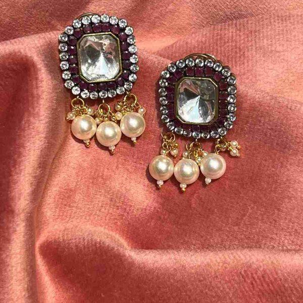 naina polki stud